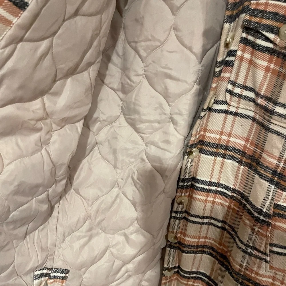 Universal Thread plaid coat, size small - Picture 5 of 6